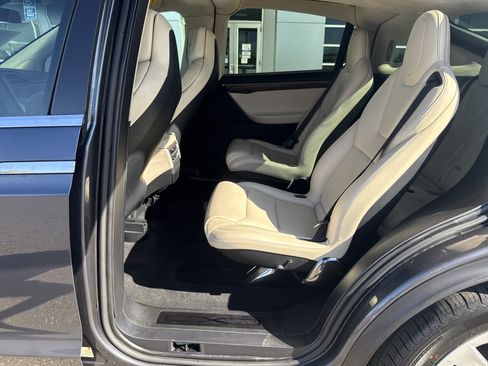 Used 2018 Tesla Model X 100D AWD/4WD image 13