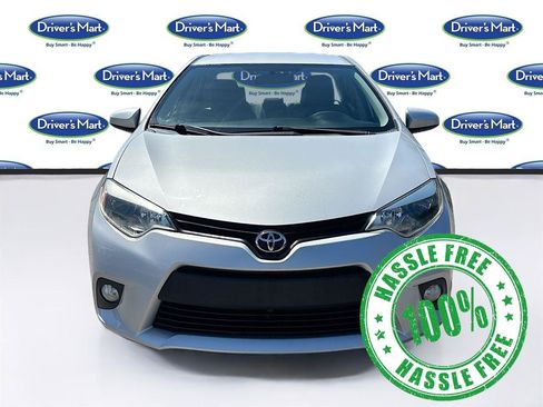 Used 2014 Toyota Corolla LE FWD image 2