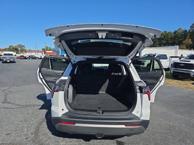 Used 2025 Chevrolet Equinox LT FWD image 13