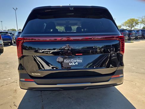 New 2026 Kia Carnival SX Prestige FWD image 7