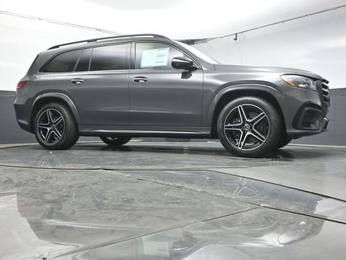 Used 2026 Mercedes-Benz GLS 450 4MATIC image 34