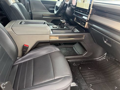 Used 2024 GMC Hummer EV 3X AWD/4WD image 10