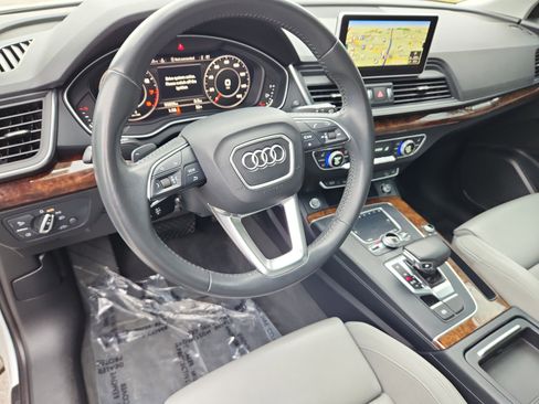 Used 2018 Audi Q5 2.0T Premium Plus w/ Premium Plus Package image 15