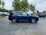 Certified 2025 Nissan Pathfinder SL image 4