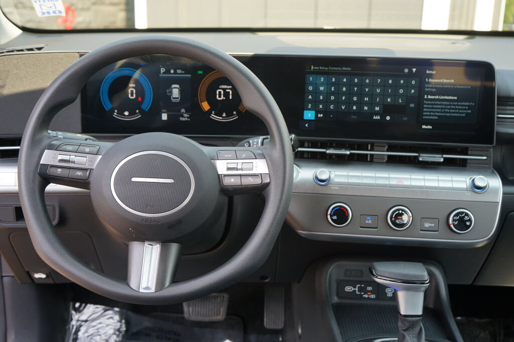 Certified 2026 Hyundai Kona SE AWD/4WD image 19
