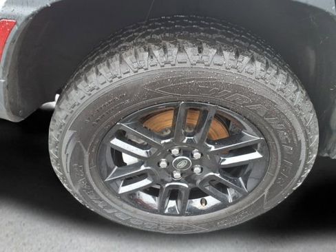 Used 2025 Land Rover Defender 110 S image 15