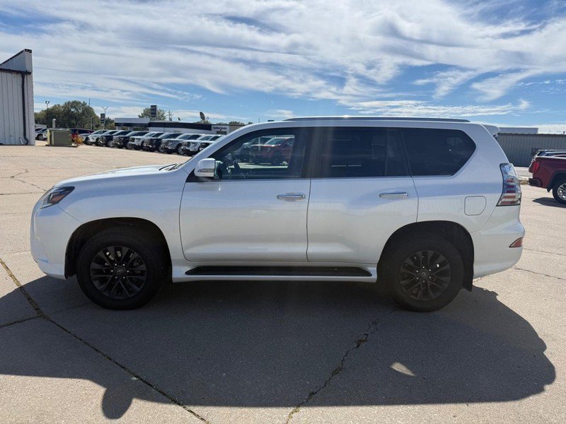 Used 2023 Lexus GX 460 Premium w/ Premium Plus Package AWD/4WD image 4