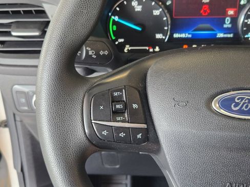 Used 2022 Ford Escape SE FWD image 28
