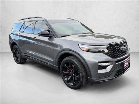 Used 2024 Ford Explorer ST w/ Equipment Group 401A image 3