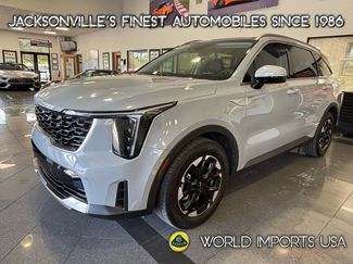 Used 2024 Kia Sorento S w/ Panoramic Sunroof Package image 1