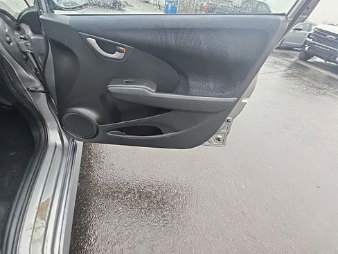 Used 2010 Honda Fit Sport image 27