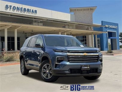 New 2025 Chevrolet Traverse LT w/ Driver Confidence Package