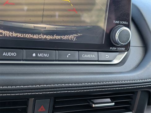 Certified 2023 Nissan Rogue SV image 16