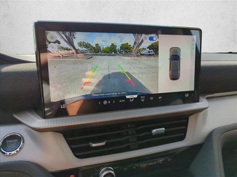 New 2026 Ford Explorer Active image 13