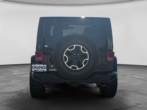 Used 2016 Jeep Wrangler Unlimited Rubicon AWD/4WD image 8