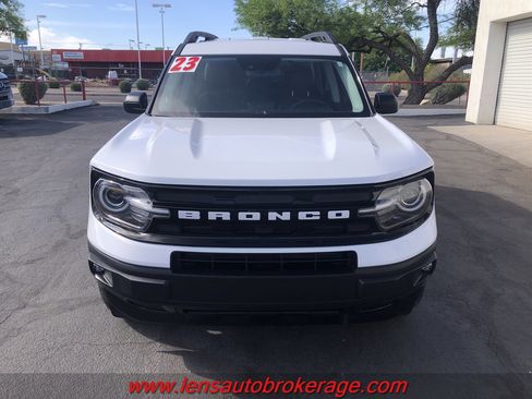 Used 2023 Ford Bronco Sport Outer Banks image 3