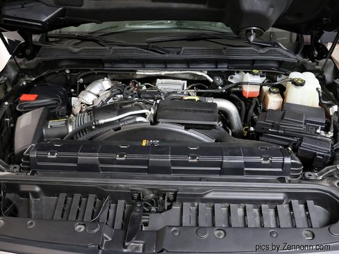 Used 2022 GMC Sierra 2500 Denali w/ Denali Black Diamond Edition image 40