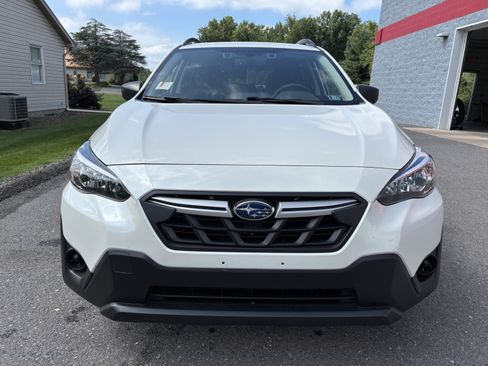 Used 2023 Subaru Crosstrek 2.0i AWD/4WD image 9