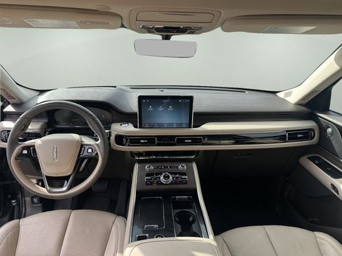 Certified 2022 Lincoln Aviator Reserve w/ Equipment Group 201A image 13
