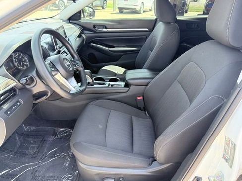 Certified 2023 Nissan Altima 2.5 SV AWD/4WD image 16