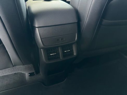 New 2026 Chevrolet Equinox LT w/ Convenience Package II FWD image 22