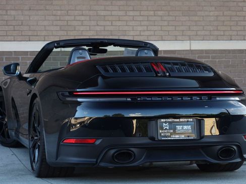 Used 2026 Porsche 911 Carrera T RWD image 13