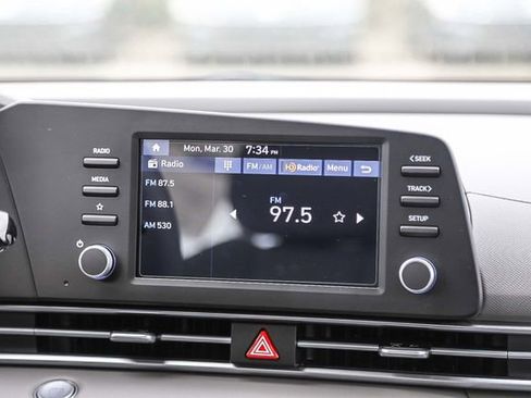 New 2026 Hyundai Elantra Sport FWD image 17