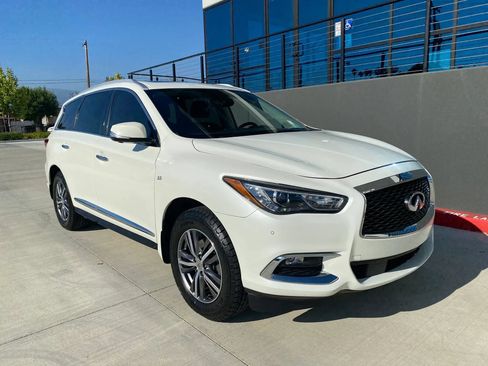 Used 2019 INFINITI QX60 Luxe w/ Essential Package AWD/4WD image 15