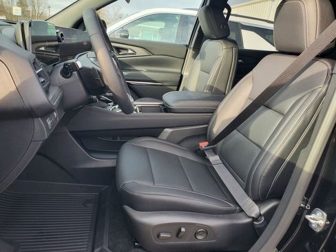 New 2026 Chevrolet Traverse LT image 6