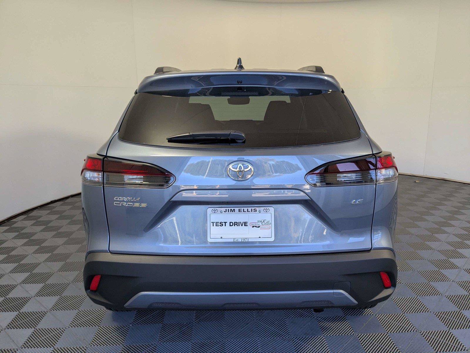 New 2026 Toyota Corolla Cross LE FWD image 5