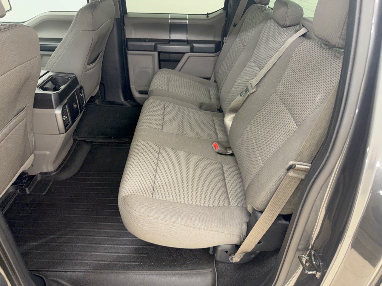 Used 2016 Ford F150 XLT w/ Equipment Group 301A Mid RWD image 25