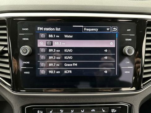 Used 2023 Volkswagen Atlas Cross Sport SE image 16