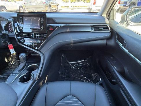 Certified 2023 Toyota Camry SE image 43