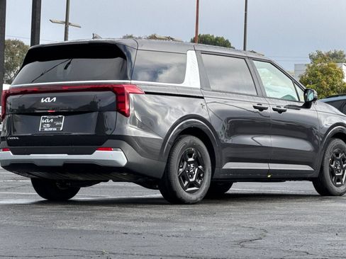 New 2026 Kia Carnival image 4