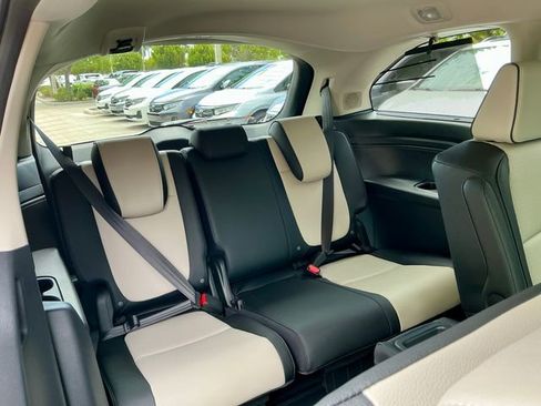 New 2026 Honda Odyssey Elite image 13