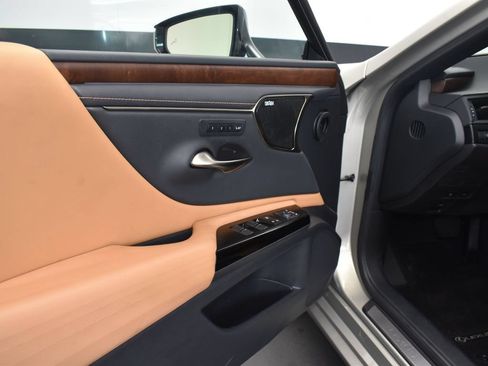 Used 2022 Lexus ES 350 Ultra Luxury FWD image 11