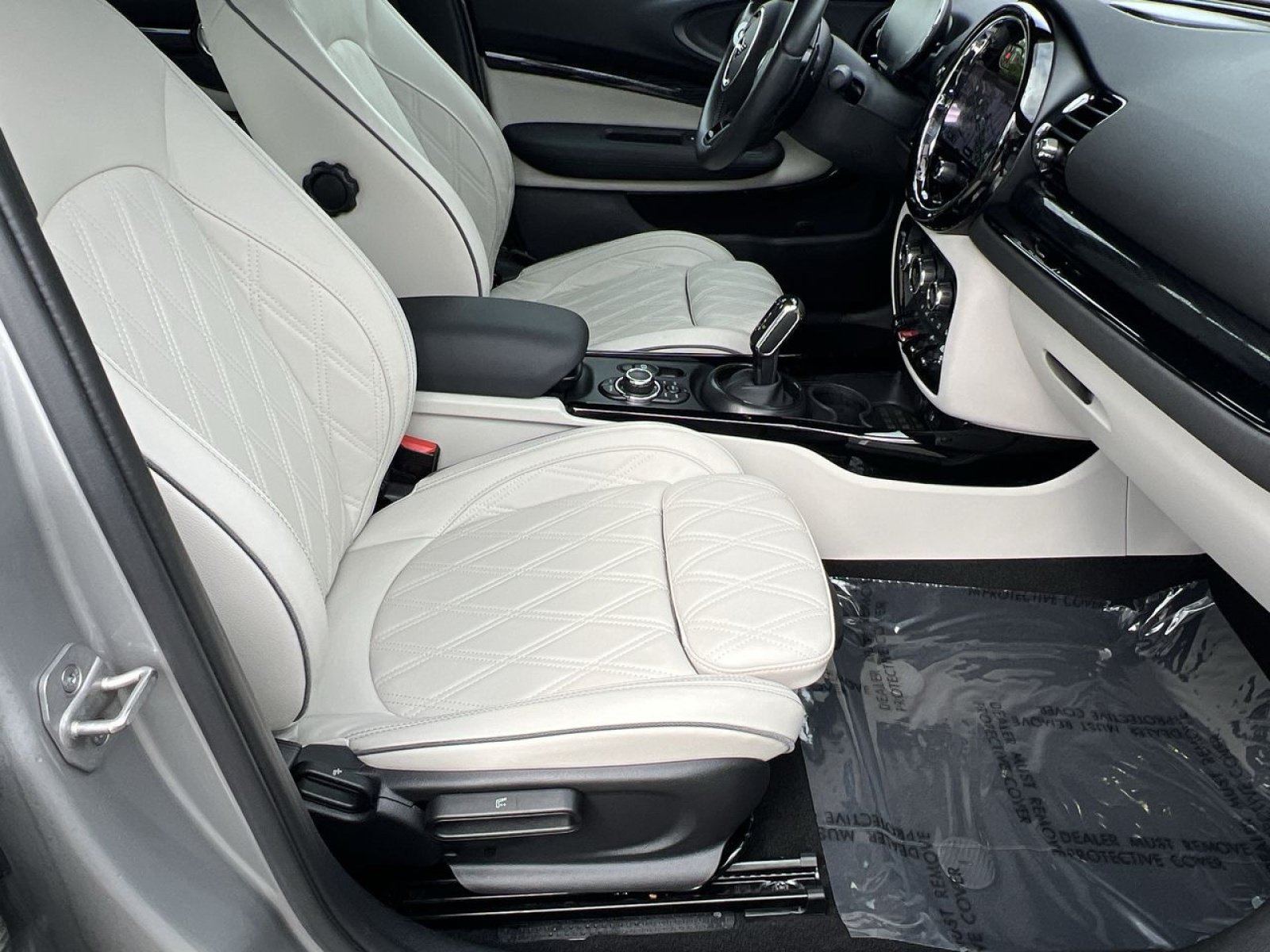 Used 2024 MINI Cooper Clubman John Cooper Works w/ Signature Upholstery Package AWD/4WD image 26