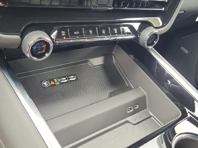 New 2026 Chevrolet Tahoe High Country AWD/4WD image 32