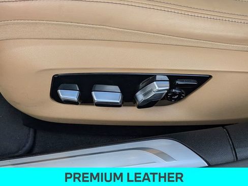 Used 2021 BMW 750i xDrive w/ Executive Package AWD/4WD image 17