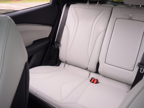 Used 2023 Ford Mustang Mach-E Premium image 14