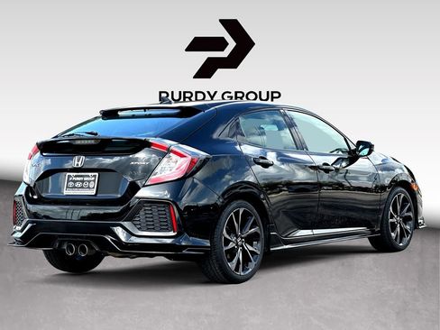 Used 2018 Honda Civic Sport image 8