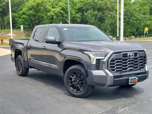 New 2026 Toyota Tundra Platinum AWD/4WD image 34