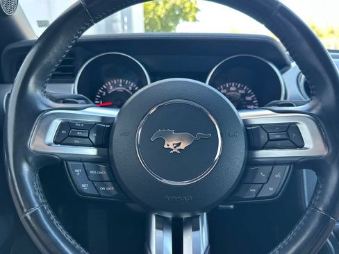 Used 2018 Ford Mustang GT w/ Black Accent Package RWD image 23