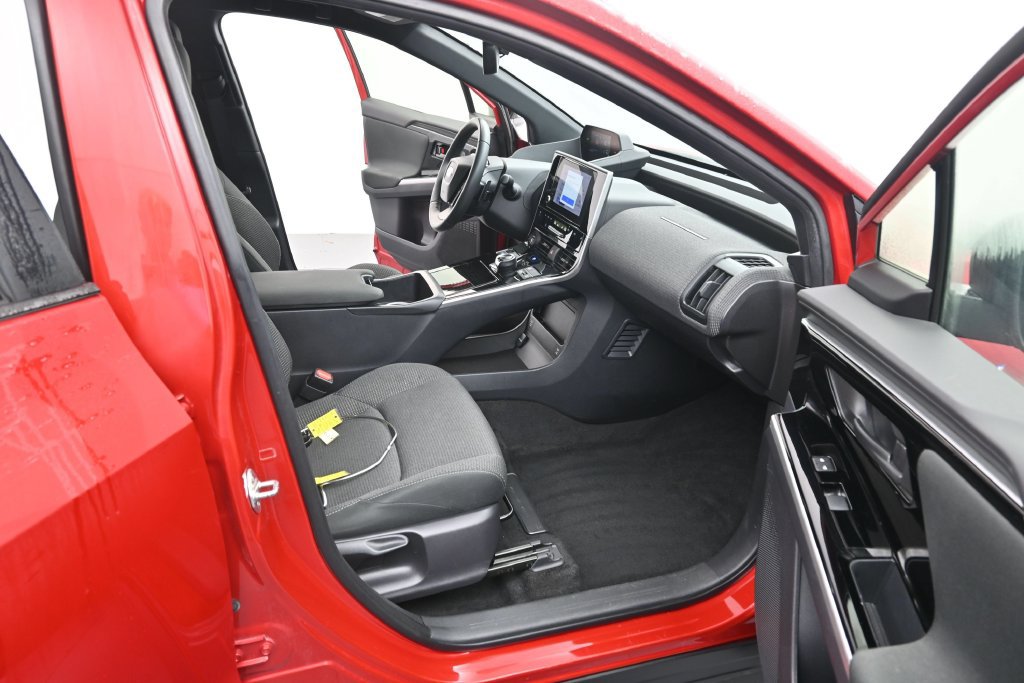Used 2023 Subaru Solterra AWD image 19