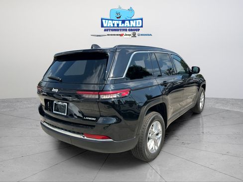 New 2026 Jeep Grand Cherokee Laredo X RWD image 5