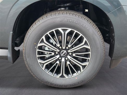 New 2026 Nissan Armada Platinum AWD/4WD image 7