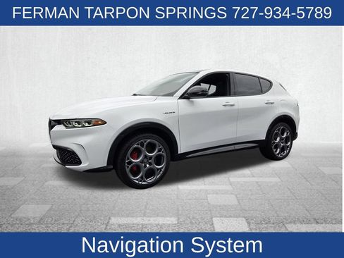 Used 2024 Alfa Romeo Tonale Veloce w/ Premium Interior Package AWD/4WD image 6
