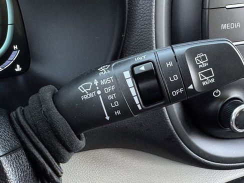 Used 2024 Kia Soul LX image 21