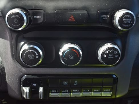 Used 2023 RAM 2500 Big Horn w/ Level 1 Equipment Group AWD/4WD image 29