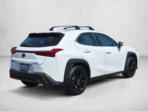 Used 2019 Lexus UX 200 F Sport w/ F Sport Premium Package FWD image 5